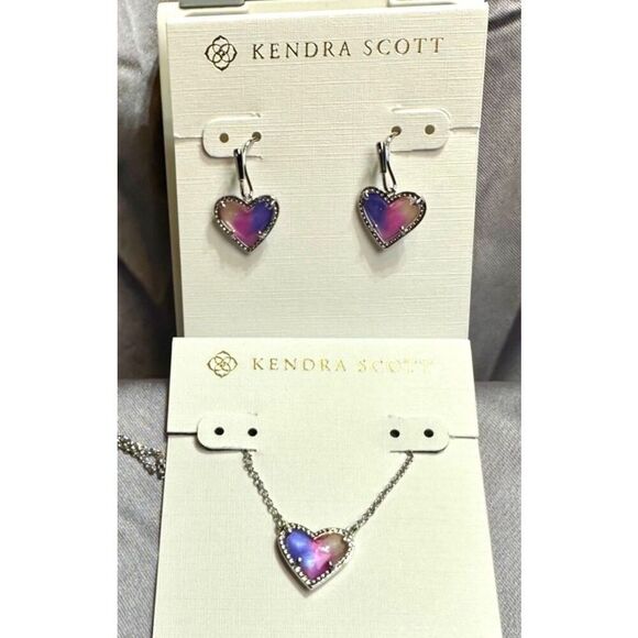 Kendra Scott Jewelry - Kendra Scott NEW Ari earrings and necklace SET Watercolor illusions
